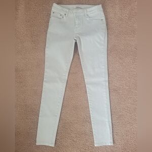 Elegant Women's Light Gray Jeans